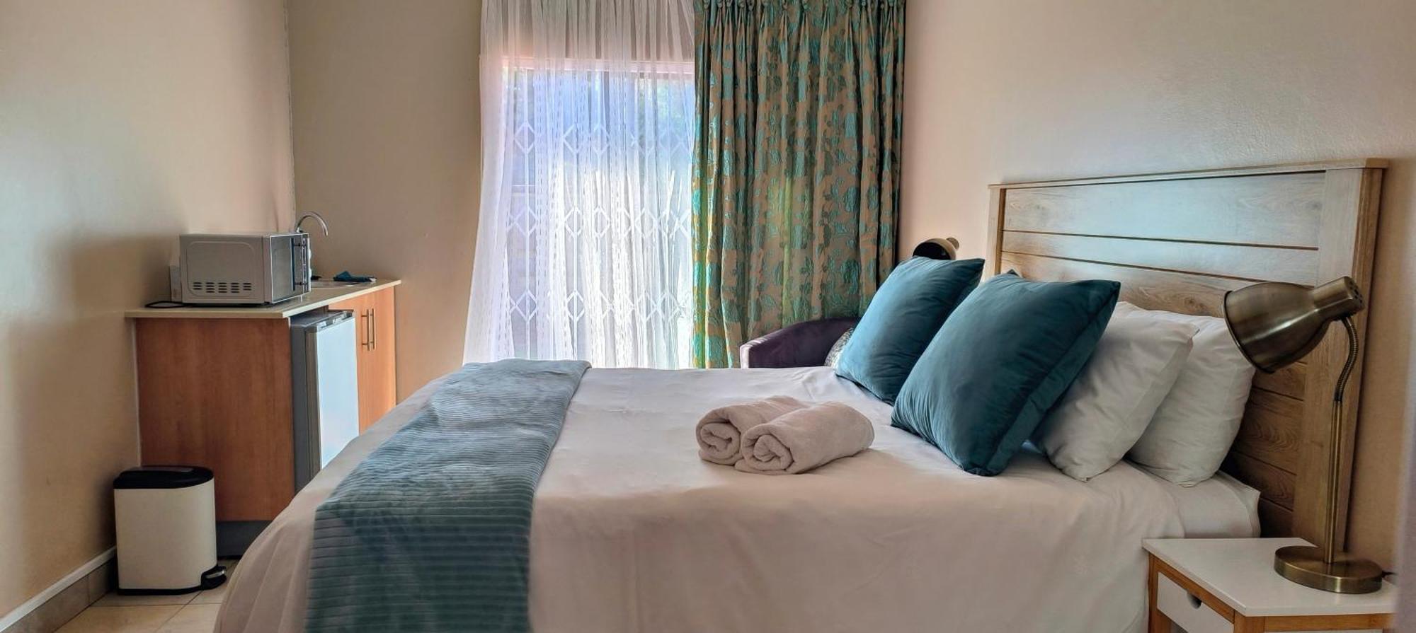Appartement Langa'S Gabedi Goshen à Pretoria-Noord Extérieur photo